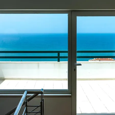 بيت للعطل Ocean Ericeira, By Center & 360 Views *
